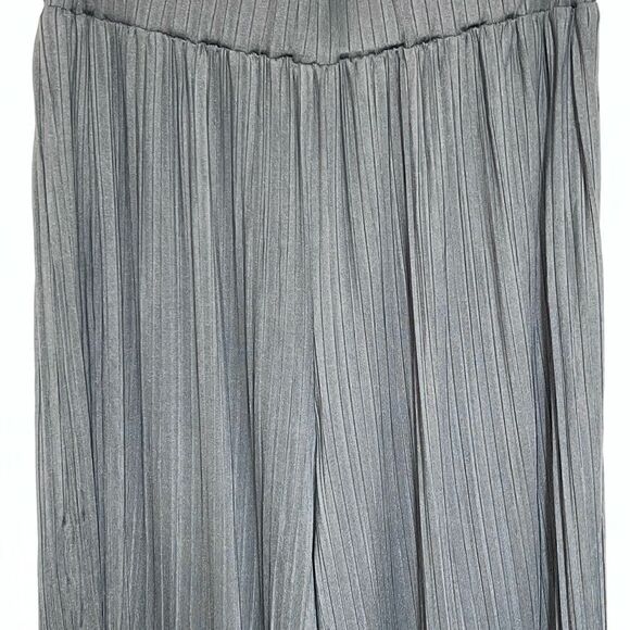 NWT Petal & Pup Cher Accordion Pleated Olive Palazzo Wide Leg Pants Womens Sz 2 - Picture 3 of 6